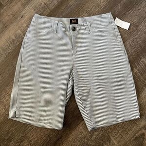 Lee Women's Shorts- Size 4